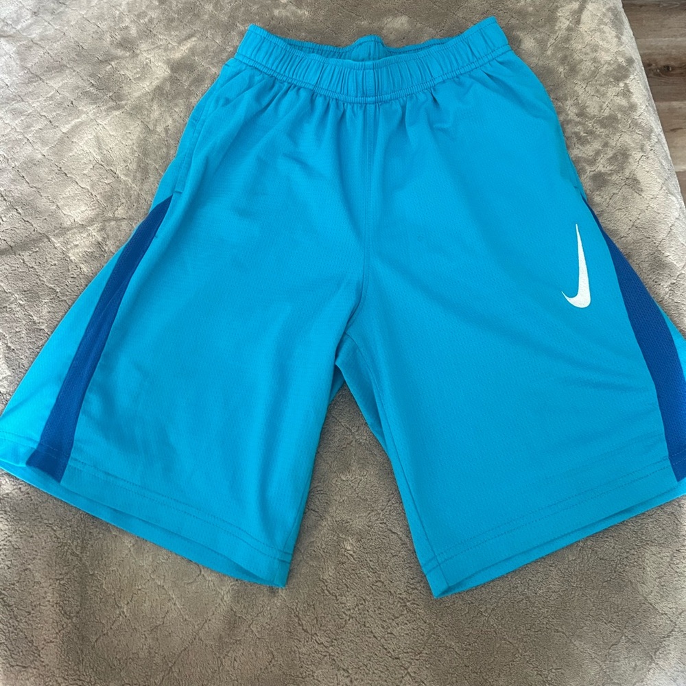 Boys Nike dri fit shorts size large